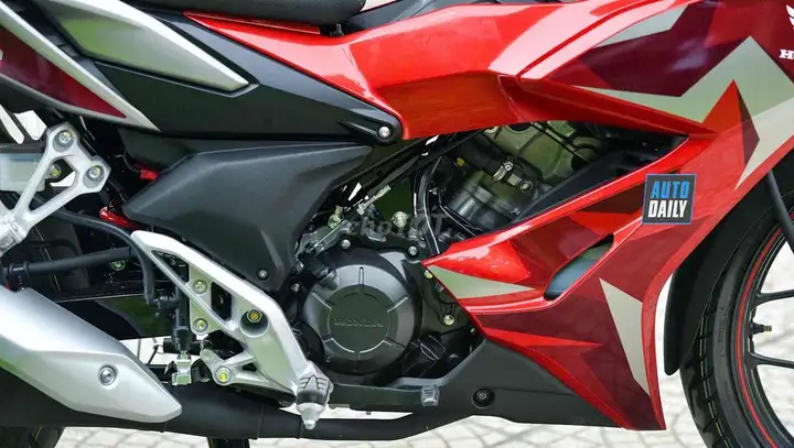 Honda Winner красно-серебристый