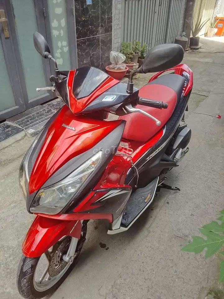 Honda Air Blade 125 2013 красный
