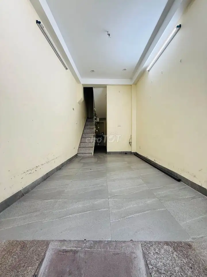 Аренда дома, переулок 67 Ван Као, Ба Динг, Ханой