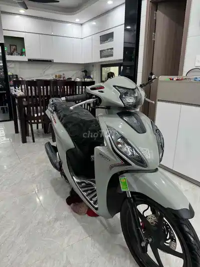 Honda Vision 2023 спортивная крупные колеса серый цемент