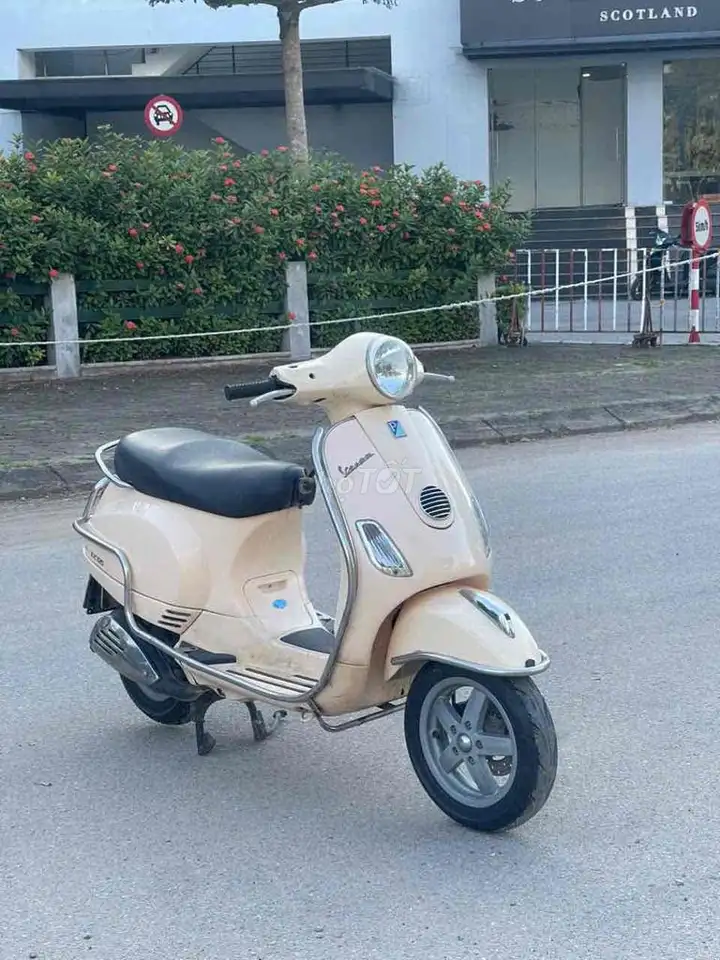 Piaggio Vespa LX 125 Kem