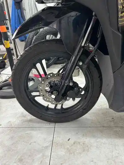 Honda Vario 150 2019 черного цвета