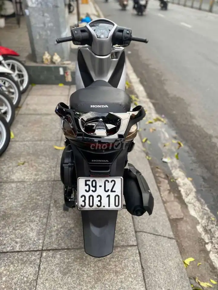 Honda SH 125 2015 Серебристый