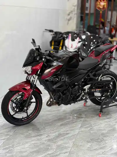 Kawasaki Z400 ABS 10.000 км как новый