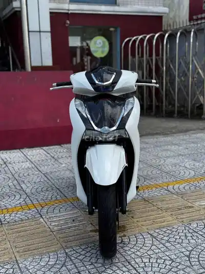 Honda SH 2022 белый супер красивый, тихий мотор, есть рассрочка