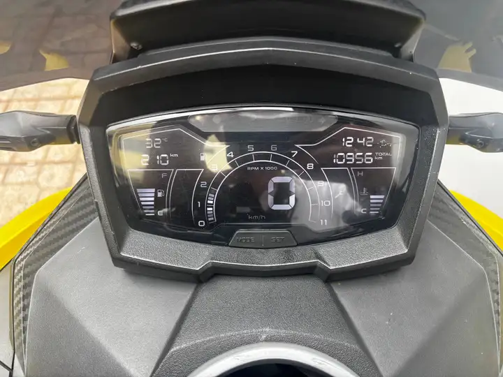 Aprilia SR GT 200 2023