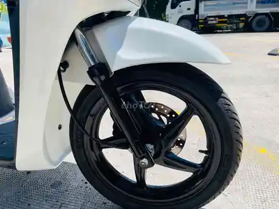 Honda SH Italy Sport 150cc, белая