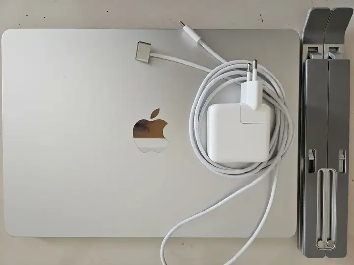 MacBook Air 13 M4 16/256