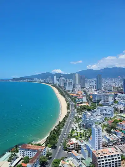 Пересдам просторную квартиру в Muong Thanh Luxury Khanh Hoa