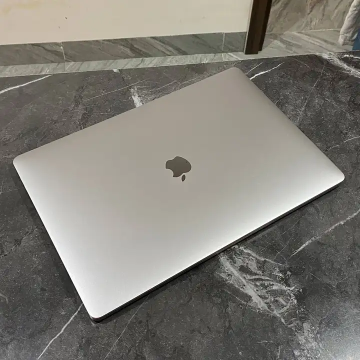 Macbook Pro 16 2019 (intel i7) на запчасти