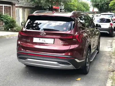 Hyundai Santafe 2023 Дизель 70 000 км Красный