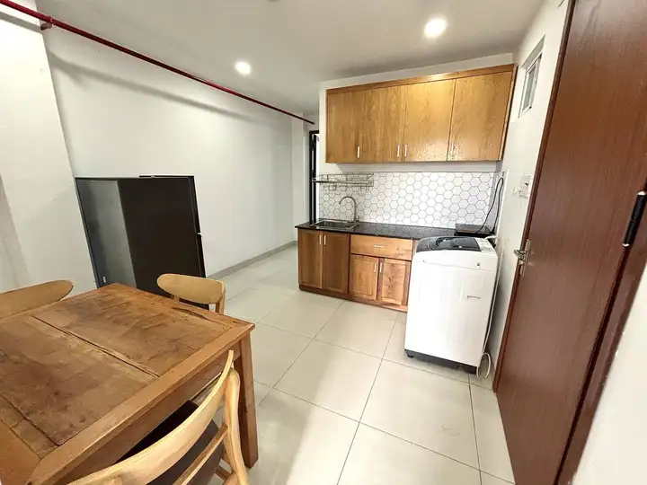 Двухкомнатная квартира с балконом, 70 м², Фуонг Сон