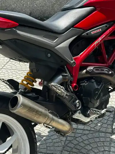 Ducati Hypermotard 821