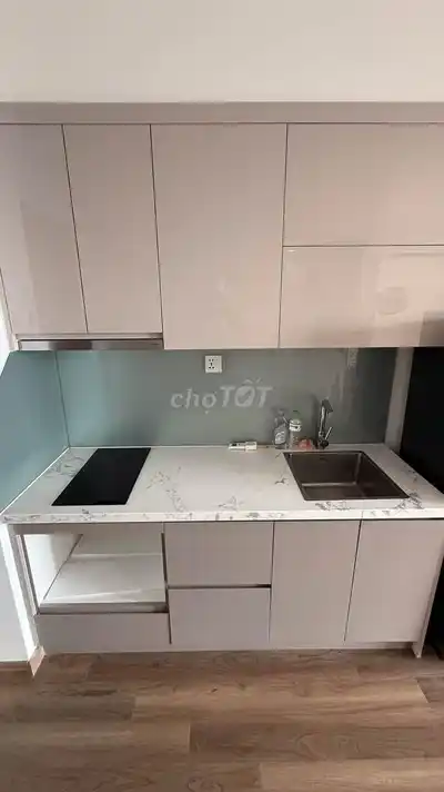 Студия The Zurich, полный вид на Коралловое озеро, новый интерьер всего 6,8 тыс.