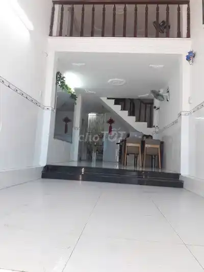 Отрезанный дом площадью 350 кв.м. площадью 160 м2, Чыонг Конг Динь, Вунг Тау — рядом с фасадом