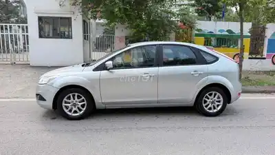 Ford Focus 2010 автомат серебристый