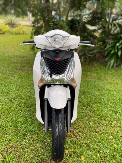 Honda SH 125cc 2016 белый-черный - рассрочка первый взнос 13 млн