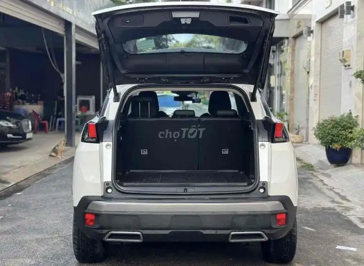 Peugeot 3008 AT 2022 Белый 60 тыс. км