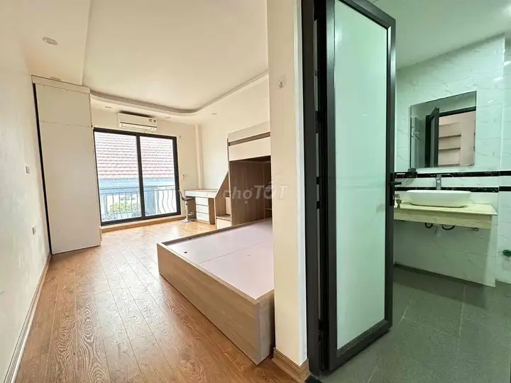 Сдается дом в Суан Динь, 45 м², 5 этажей, 4 спальни, полная меблировка
