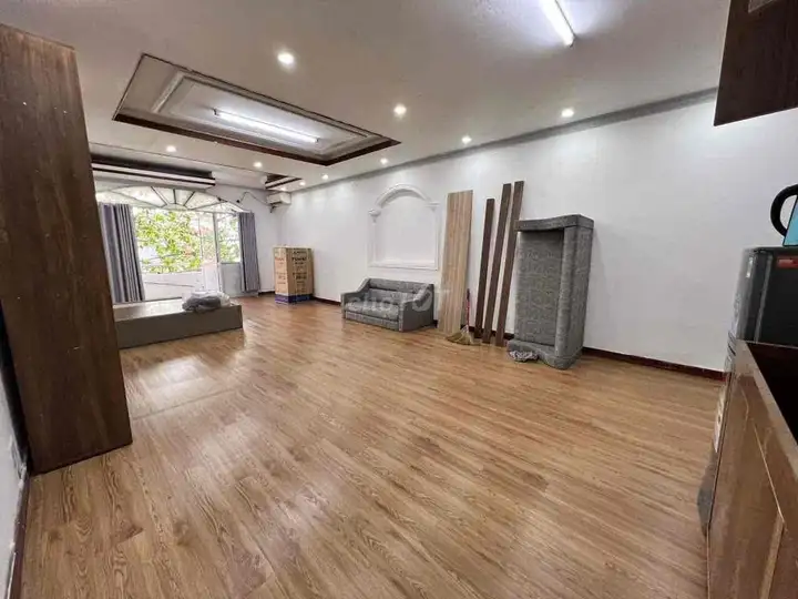 Квартира 50м² с балконом рядом с HCMUT и UMP – недалеко от Chợ Lớn, центр Q10