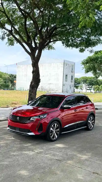 Peugeot 3008 GT Line 2022 30.000 км Красный