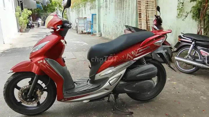 SYM Shark Fi 125cc, красный