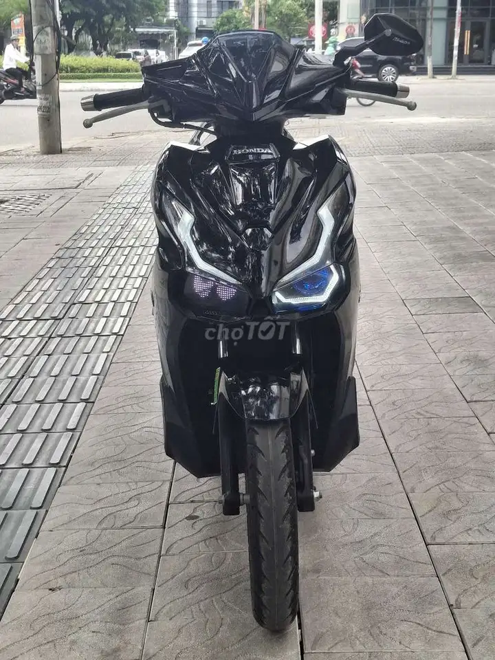 Honda Air Blade 150 черный глянцевый, рег. 2022, номер 43