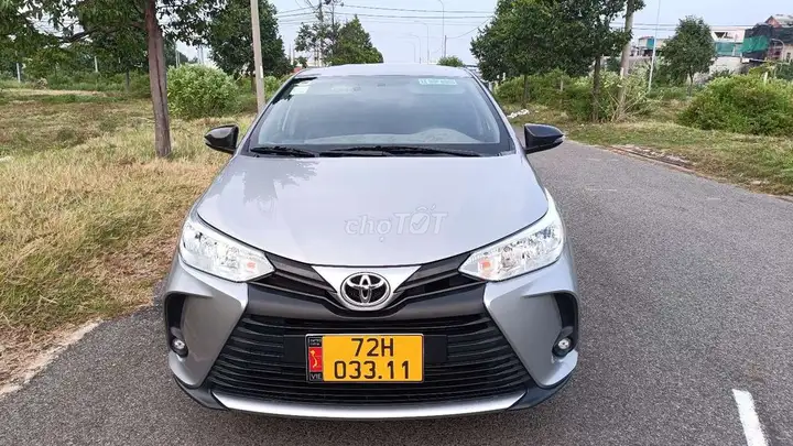 Toyota Vios E 2022 Механика Серебристый