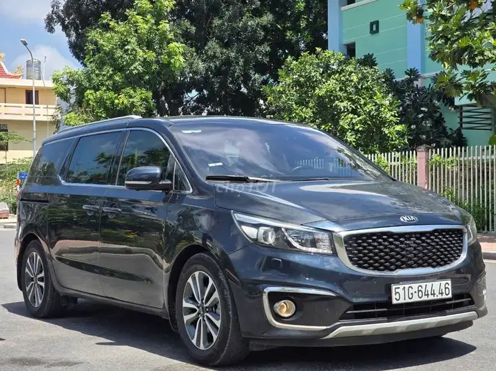 Kia Sedona 2.2 SX 2018, 108 000 км, кредит