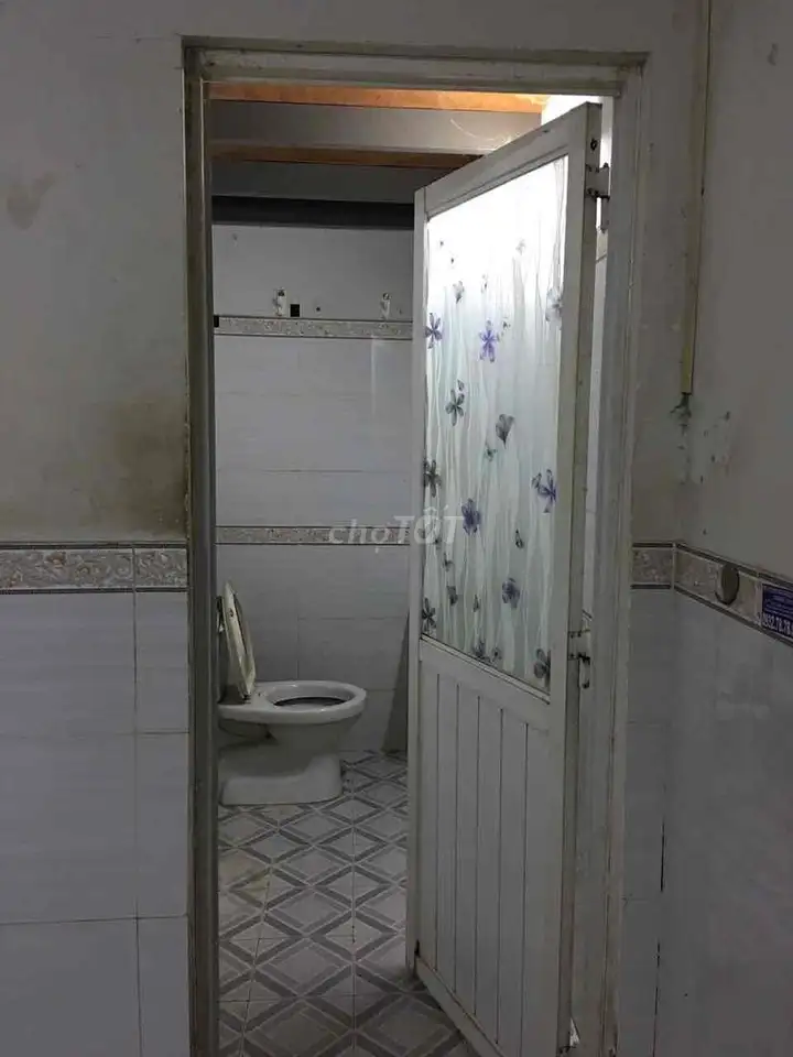 Сдается комната с забором и отдельным входом