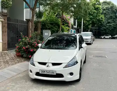 Mitsubishi Grandis 2009 2.4 AT 130 тыс. км