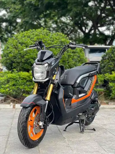 Honda Zoomer X 110fi 2018 оранжево-черный, Таиланд