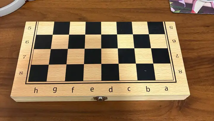 Шахматы и шашки