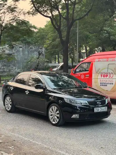 Kia Cerato 2011 160000 км черный
