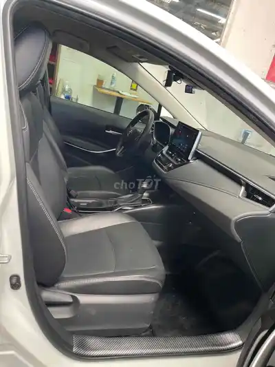 Toyota Corolla Altis 1.8V 2024