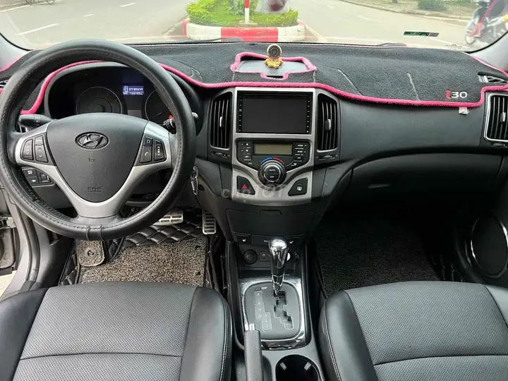 Hyundai i30cw 2010 Серый Автомат