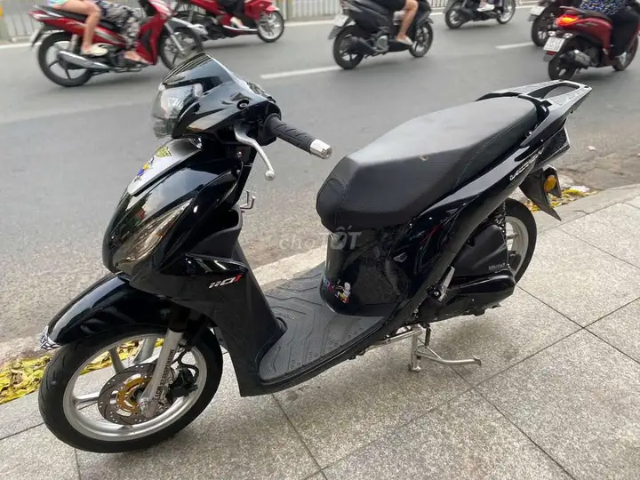 Honda Vision 2018 Черный Б/у