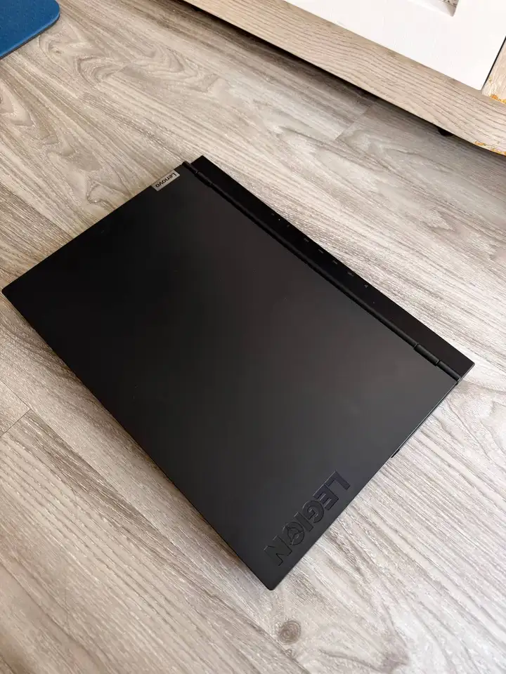 Lenovo Legion 5 15IMH6
