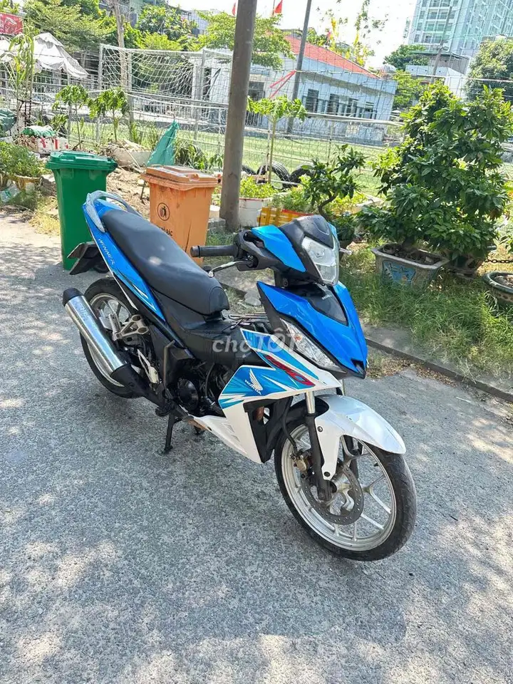 Honda Winner V1 2018 сине-белый 74 км
