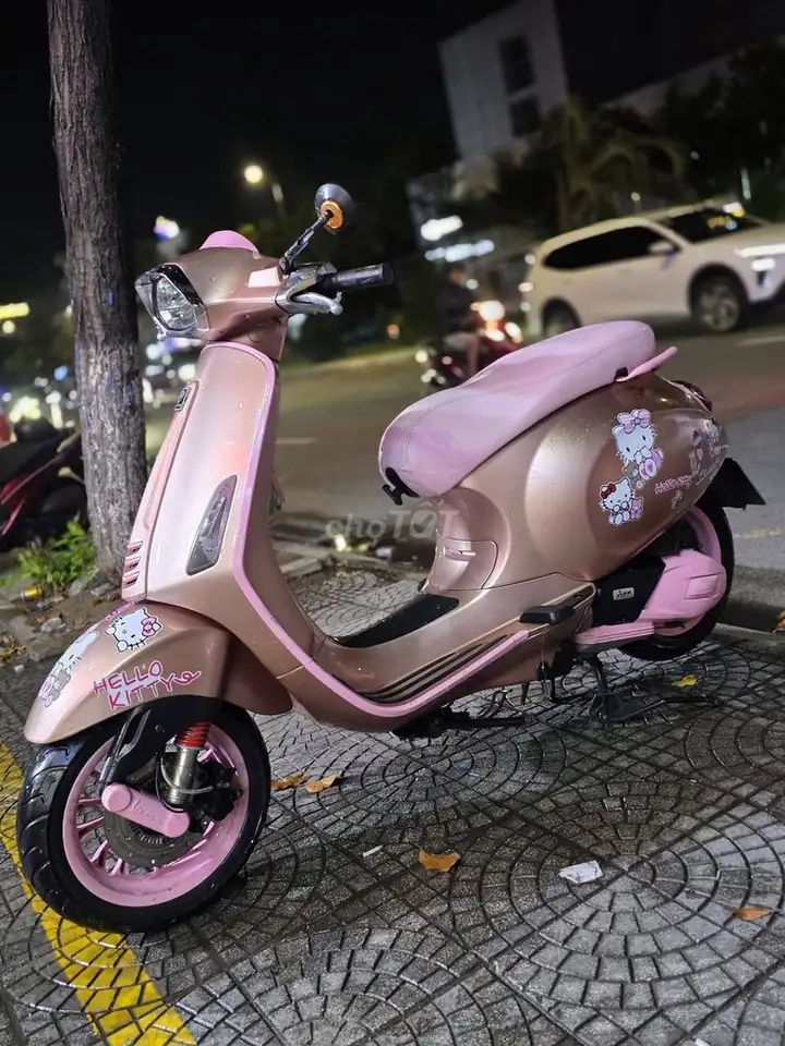 Piaggio Vespa 2020 розовый, родной качественный мотор