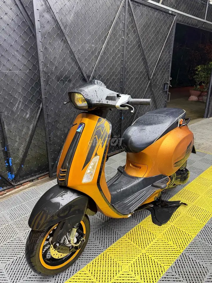 Piaggio Vespa Sprint 2015 бронзово-золотистый