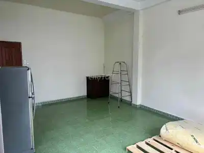 Комната в аренду с просторной террасой