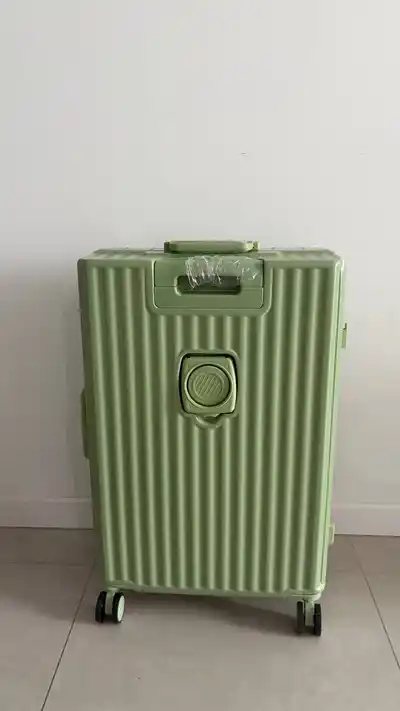 Чемодан