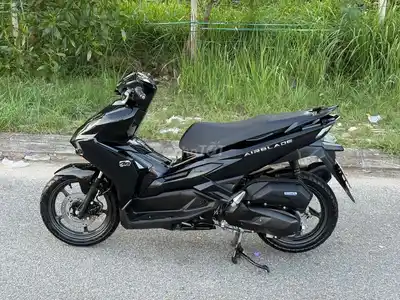 Honda Air Blade 2025 125cc 3000 км черный