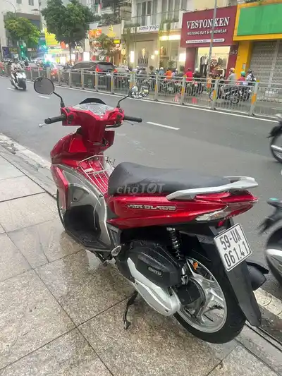 Honda Air Blade 2017 Красный