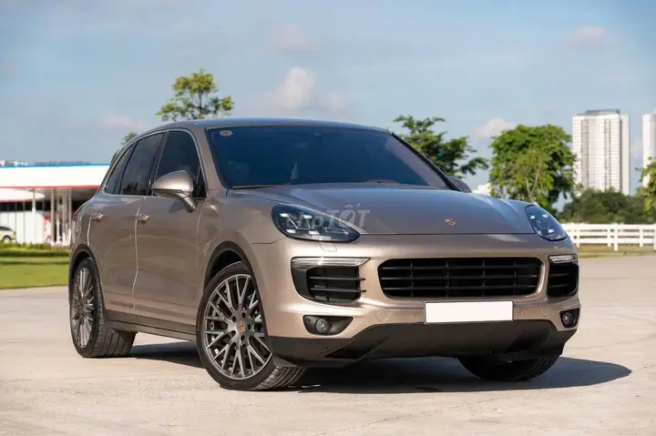 Porsche Cayenne 2016 Tiptronic, песочный