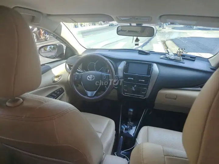 Toyota Vios G 2022 белый 90км