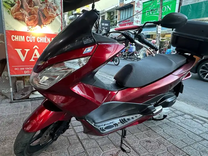 Honda PCX 125 второго поколения, 2016 год