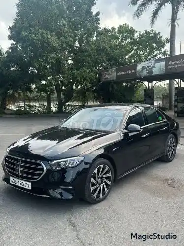Mercedes Benz E class E200 Exclusive 2025