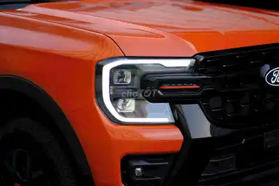 Ford Ranger Wildtrak 5 мест дизель автомат оранжевый